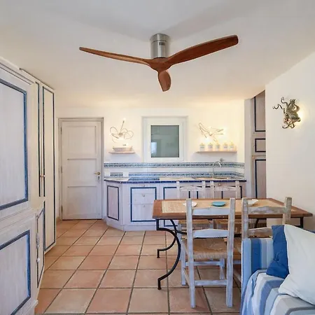 アパート Elegant